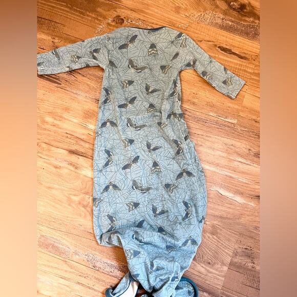 Rags to Raches Halloween stay weird baby pouch infant sack moth 0-3 months - Picture 5 of 5